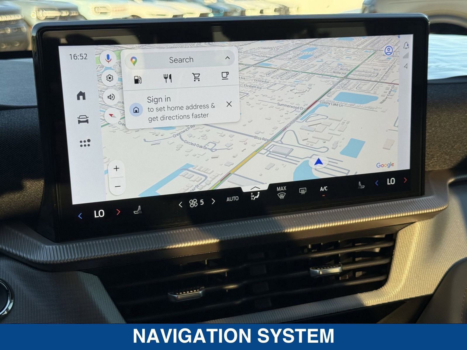 New 2026 Ford Explorer Active RWD image 26