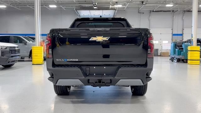 New 2026 Chevrolet Silverado EV LT AWD/4WD image 5
