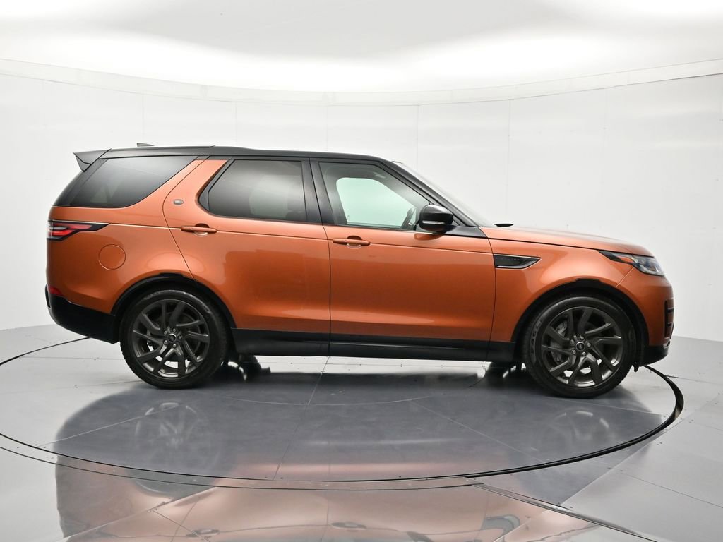 Used 2018 Land Rover Discovery HSE image 5