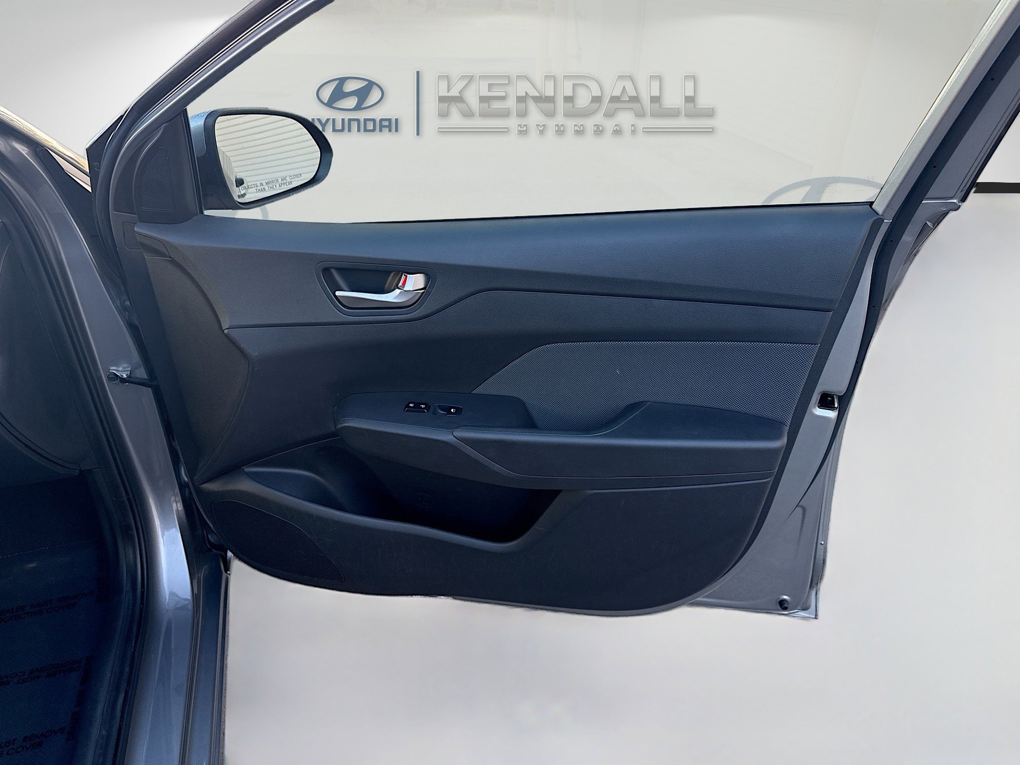 Used 2022 Hyundai Accent Limited image 31