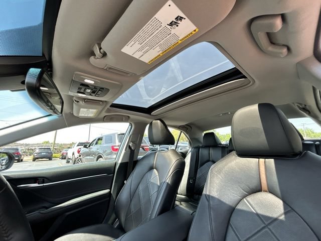 Used 2018 Toyota Camry XLE w/ Audio Package FWD image 33
