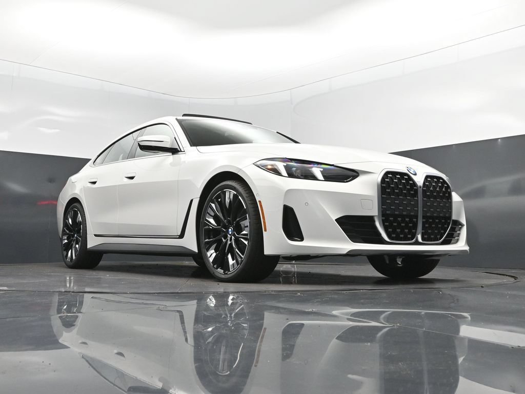 New 2026 BMW 430i w/ Premium Package RWD image 44