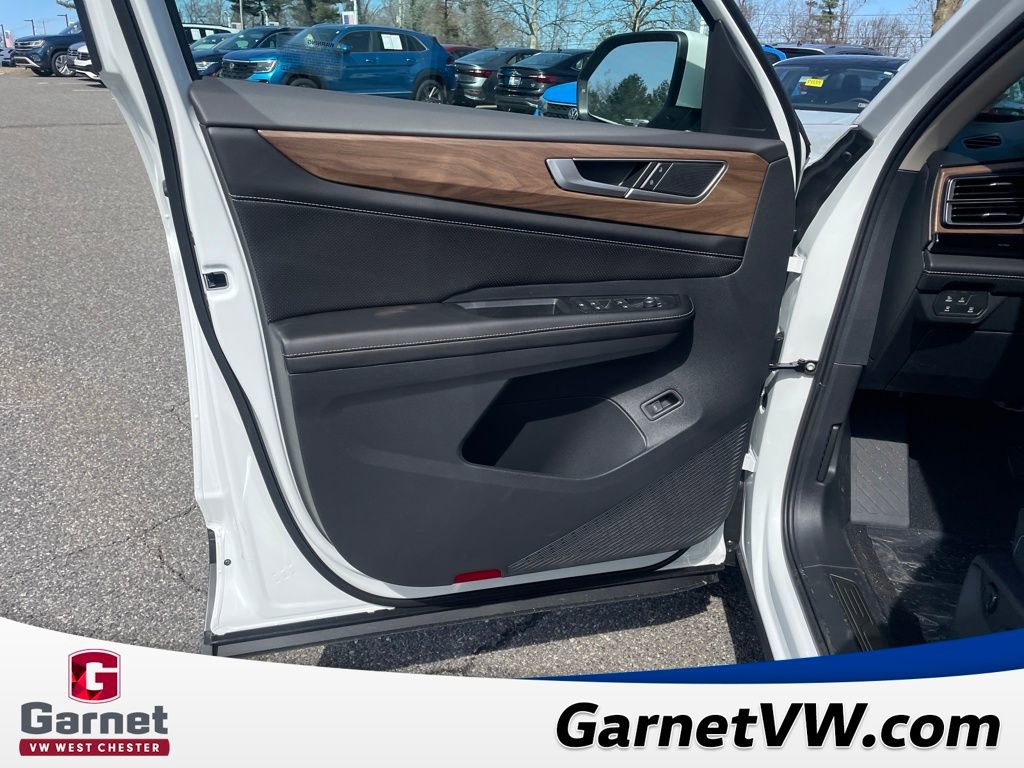New 2026 Volkswagen Atlas SE image 24