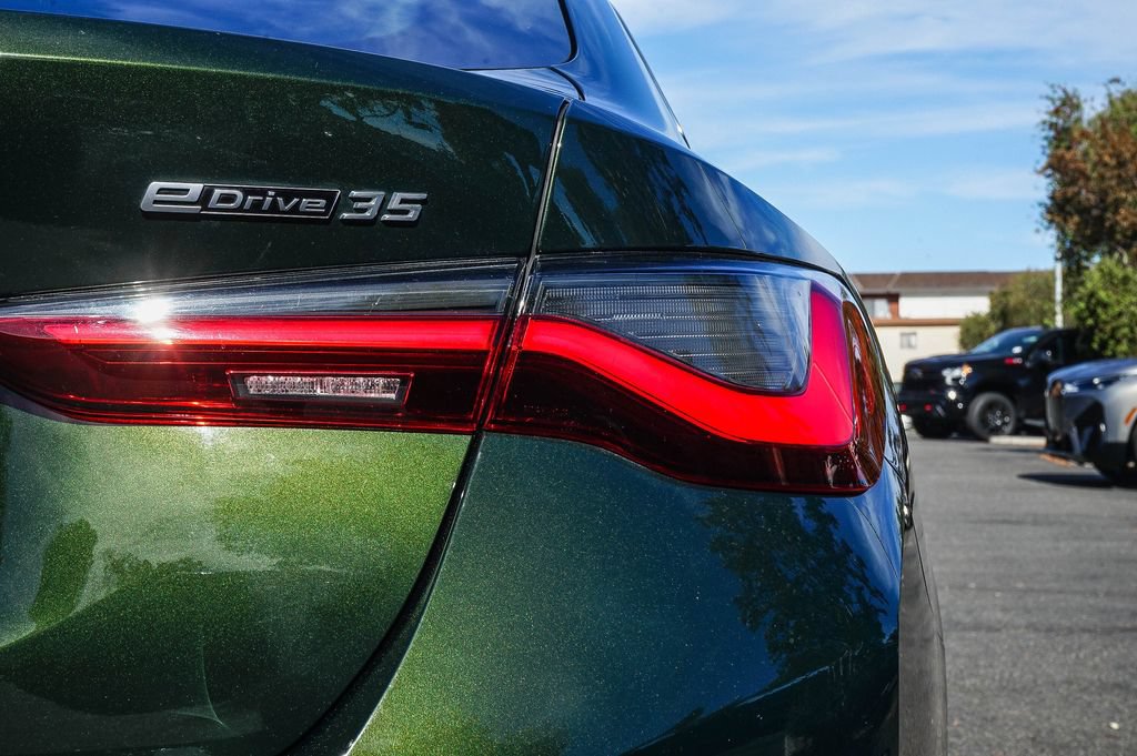 Used 2023 BMW i4 eDrive35 w/ Premium Package RWD image 7