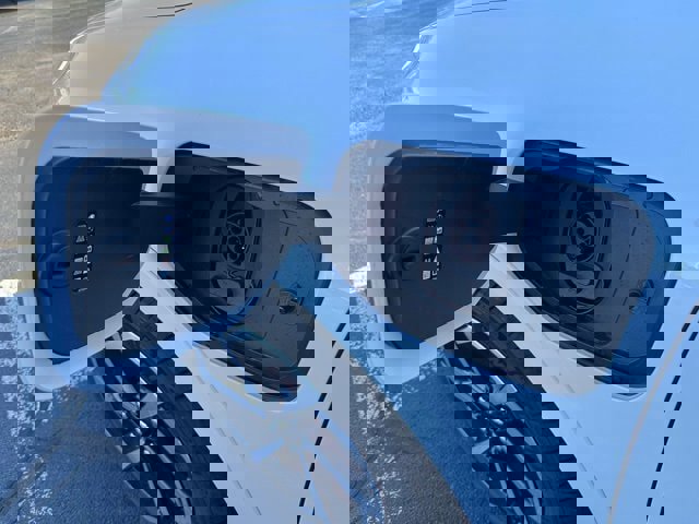 New 2024 Chevrolet Equinox EV LT image 4