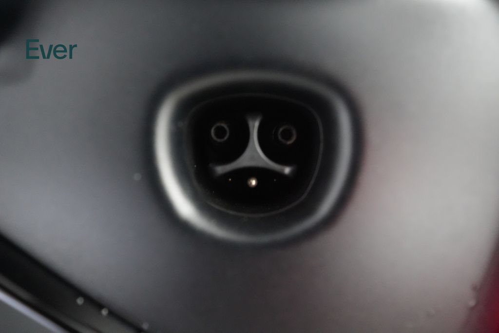 Used 2024 Tesla Model 3 Standard Range RWD image 10