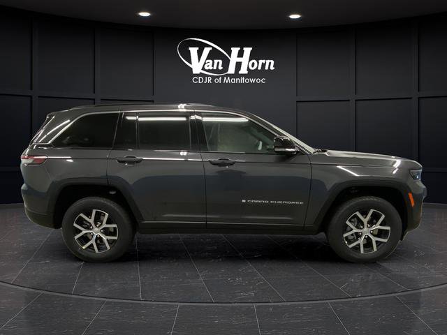 New 2025 Jeep Grand Cherokee Limited w/ Trailer Tow Package image 2