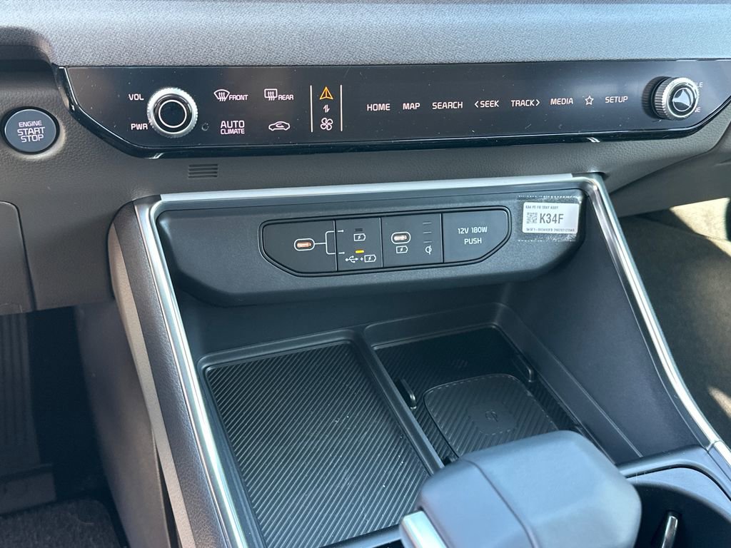 New 2026 Kia Carnival EX FWD image 28