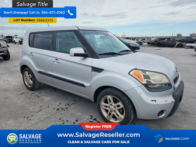 Used 2011 Kia Soul + FWD image 5