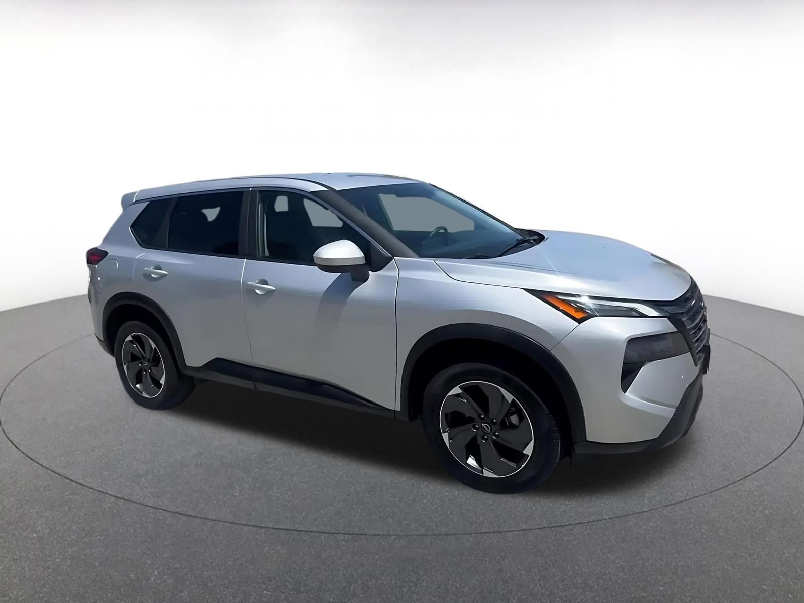 Used 2025 Nissan Rogue SV FWD video 2