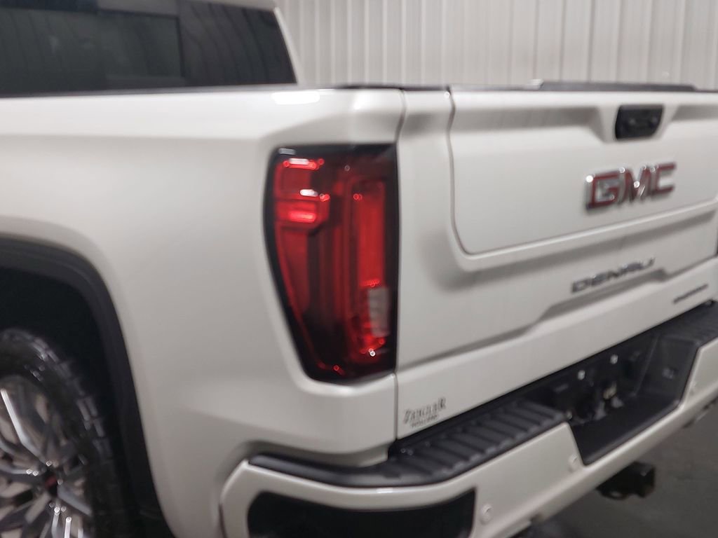 Used 2022 GMC Sierra 1500 Denali image 36