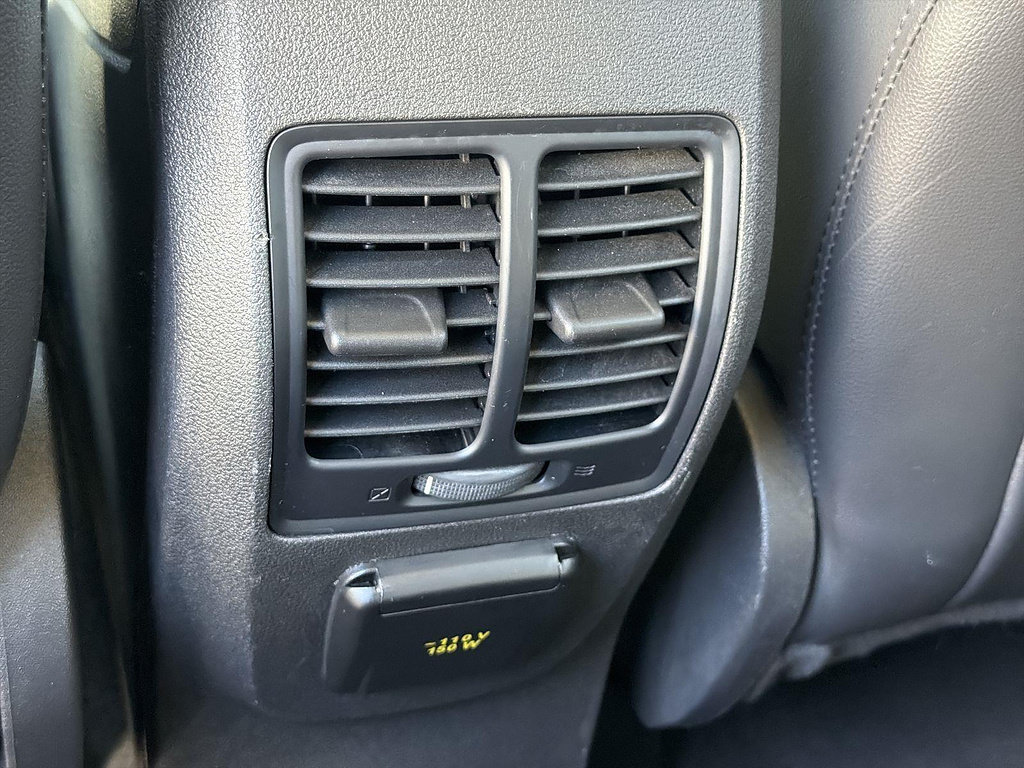 Used 2019 Ford Escape Titanium FWD image 20