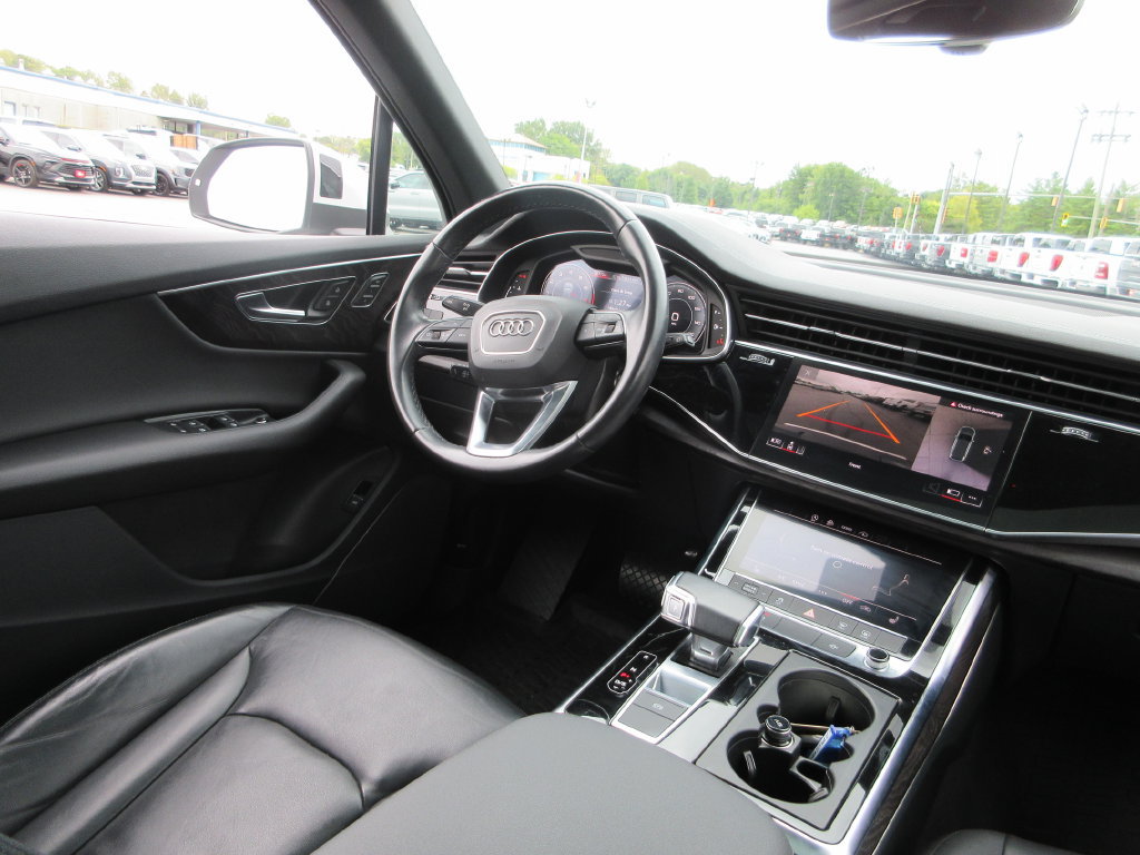 Used 2023 Audi Q7 3.0T Premium w/ Convenience Package AWD/4WD image 27