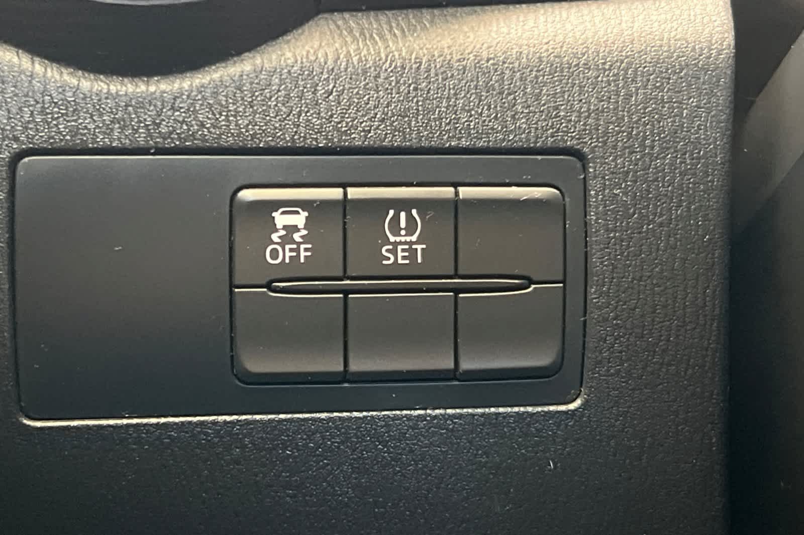 Used 2016 Scion iA FWD image 28