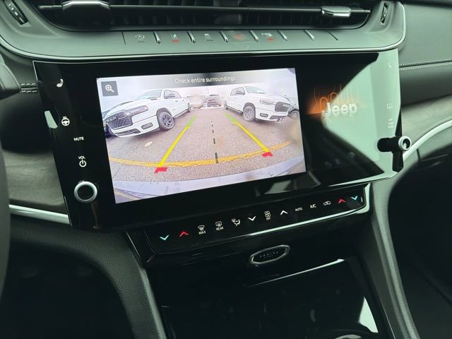 New 2026 Jeep Grand Cherokee L 4WD image 23