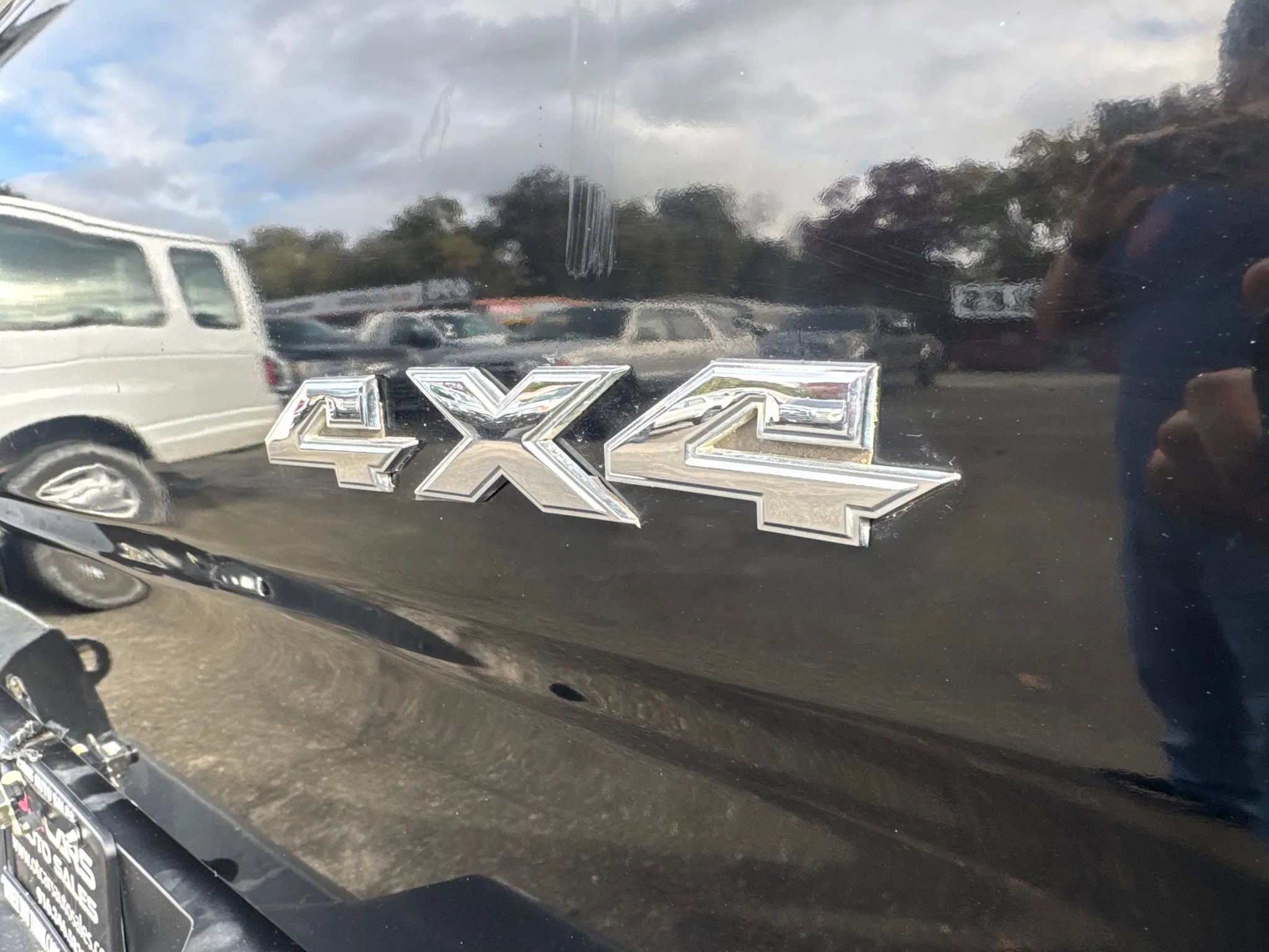 Used 2014 RAM 3500 Laramie w/ Black Appearance Group image 11