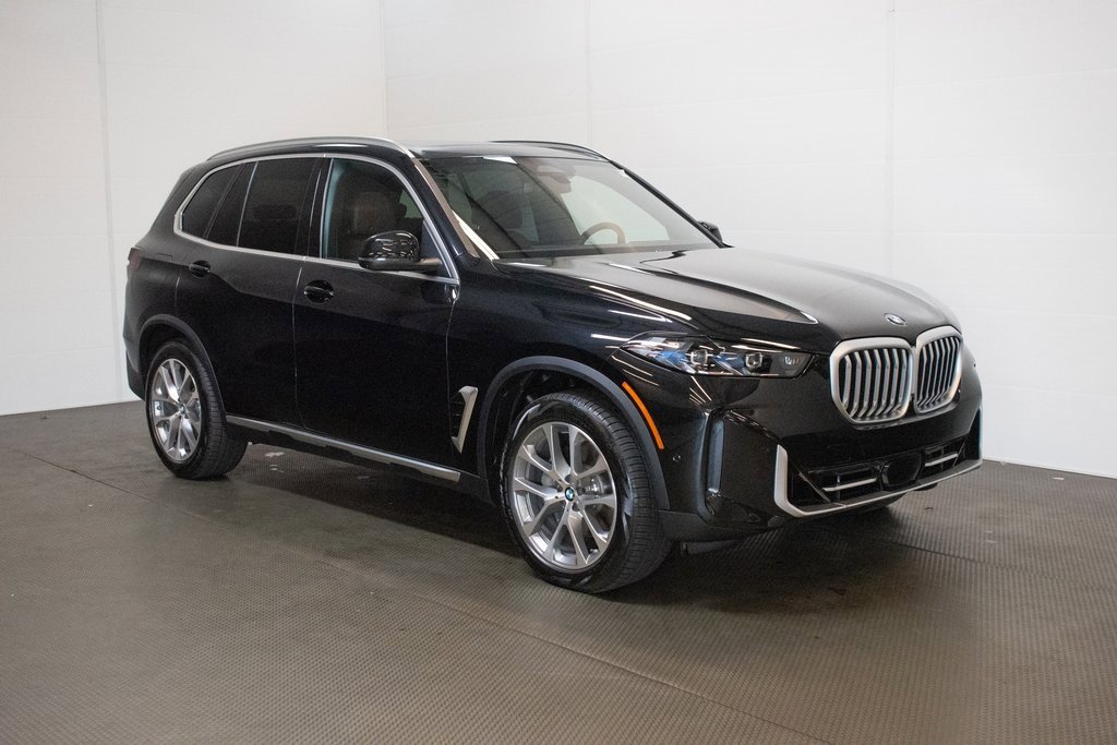 New 2026 BMW X5 xDrive40i w/ Climate Comfort Package image 1
