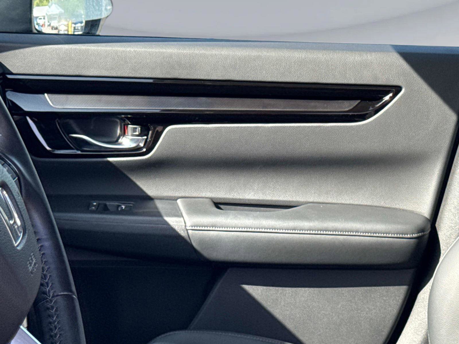 Certified 2025 Honda CR-V EX-L image 23