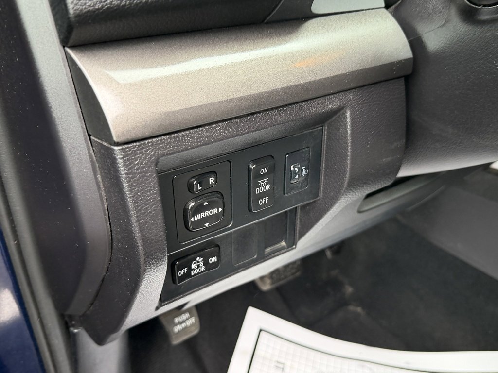 Used 2015 Toyota Tundra SR5 image 8