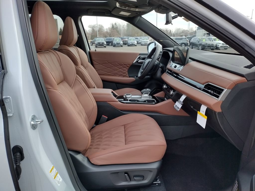 New 2026 Mitsubishi Outlander SEL image 12