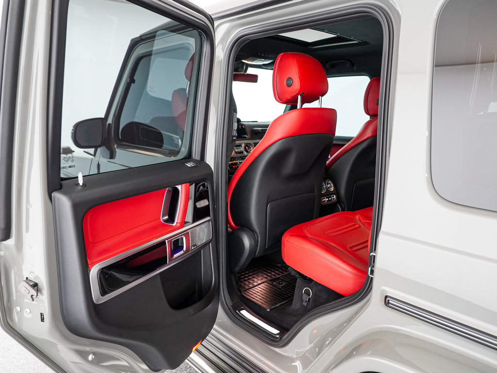 Used 2022 Mercedes-Benz G 550 image 23