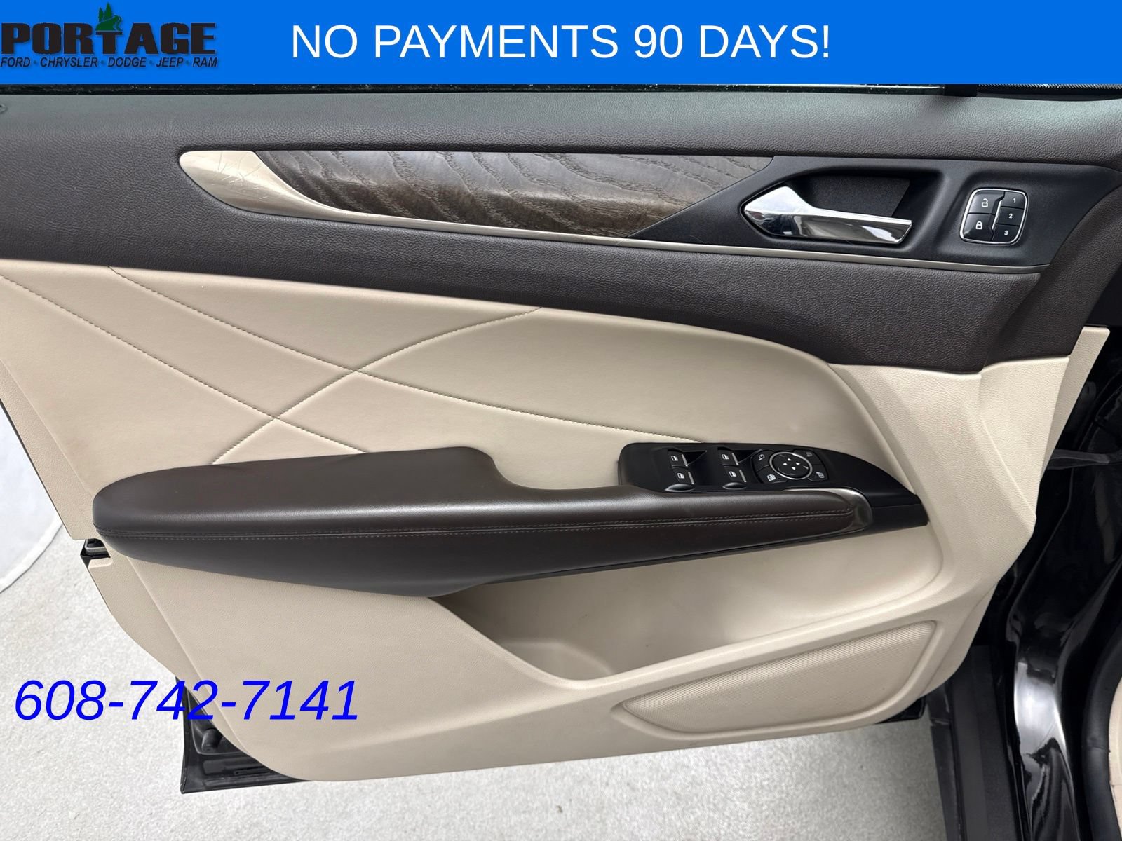 Used 2018 Lincoln MKC Reserve w/ Lincoln MKC Climate Package AWD/4WD image 13