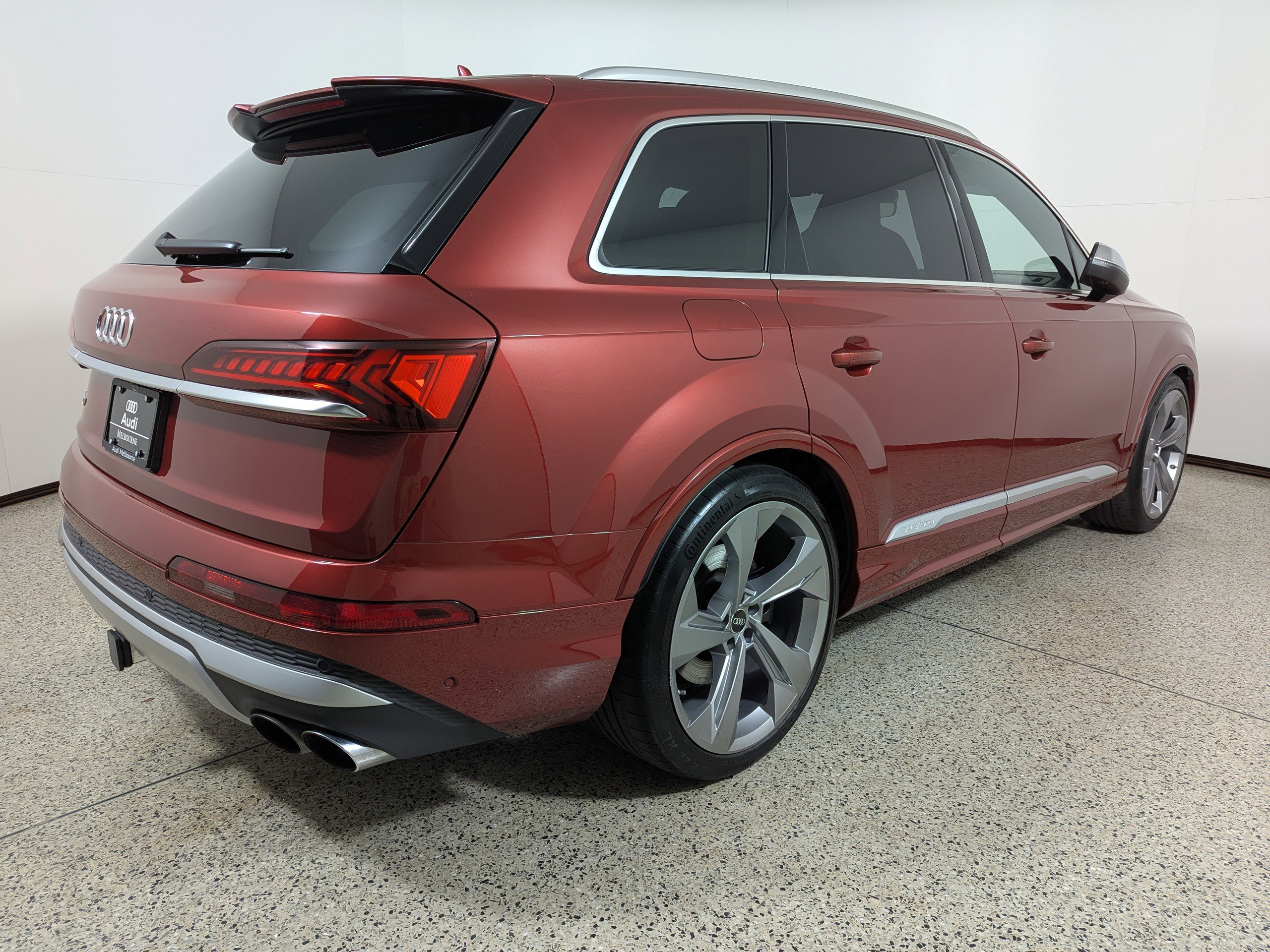 Certified 2024 Audi SQ7 Prestige image 7