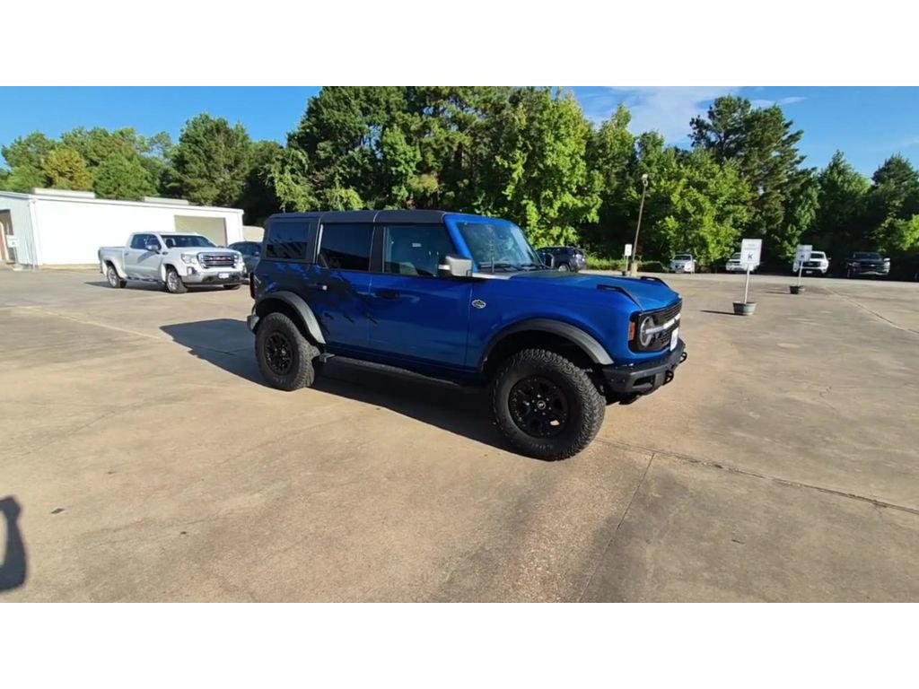 Used 2024 Ford Bronco Wildtrak image 3