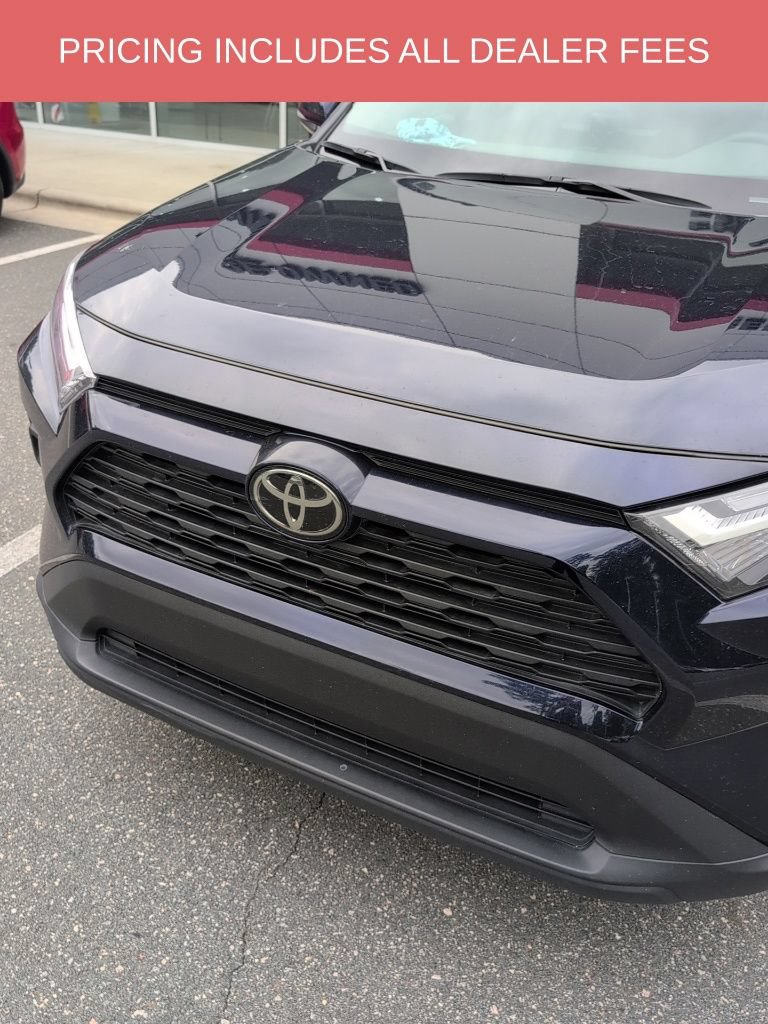 Used 2023 Toyota RAV4 XLE Premium AWD/4WD image 14