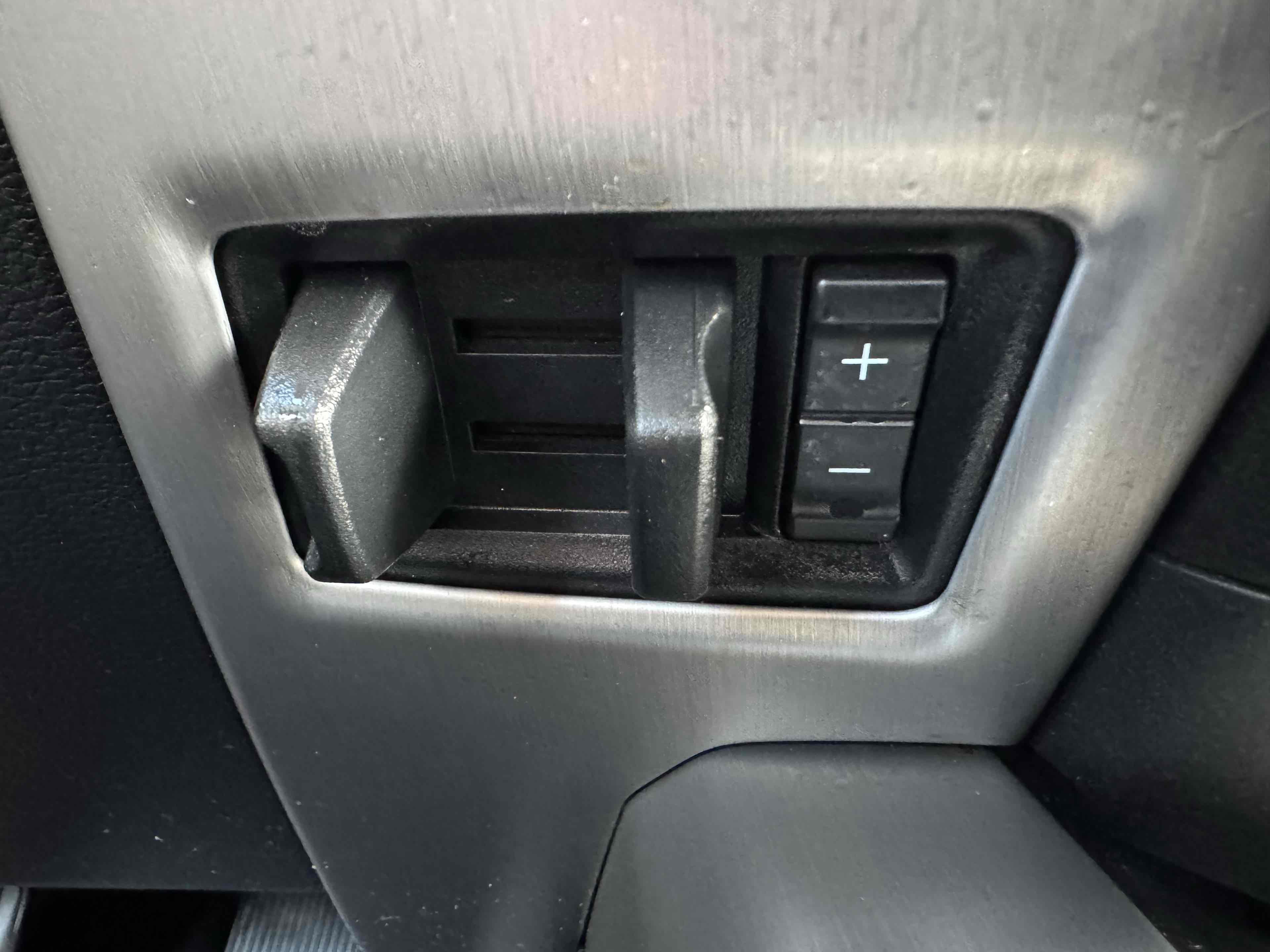 Used 2019 Ford F150 Platinum AWD/4WD image 31