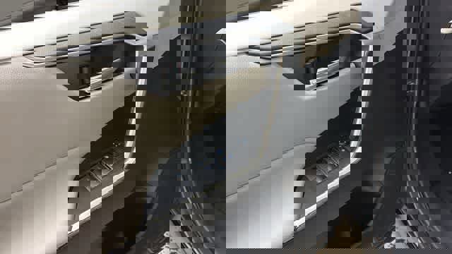 Used 2022 Toyota RAV4 XLE w/ Convenience Package image 14