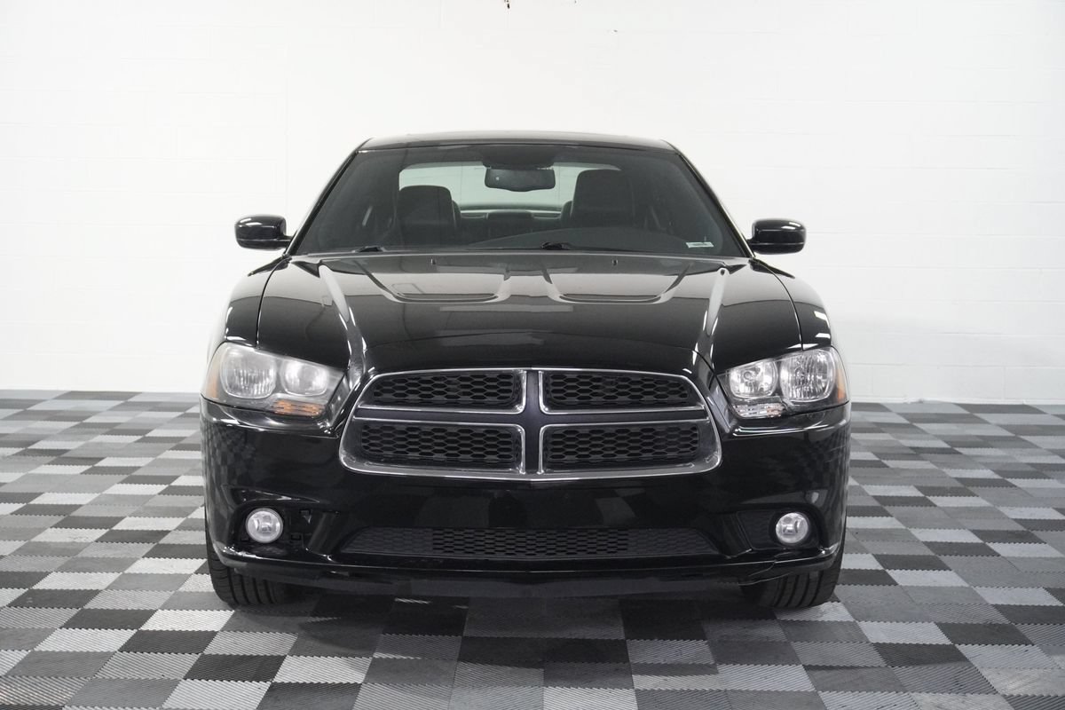 Used 2013 Dodge Charger SXT Plus AWD/4WD image 9