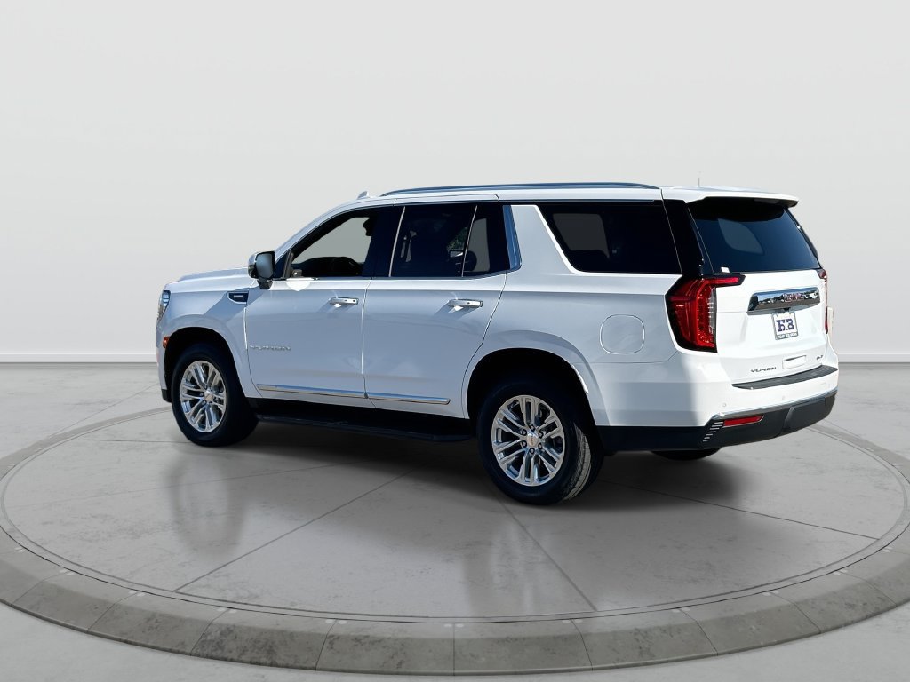 Used 2023 GMC Yukon SLT w/ SLT Luxury Package AWD/4WD image 6