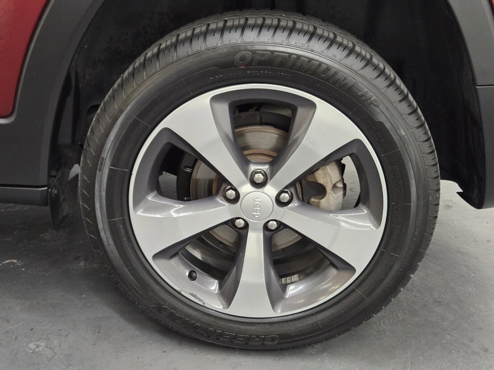 Used 2019 Jeep Cherokee Limited FWD image 5