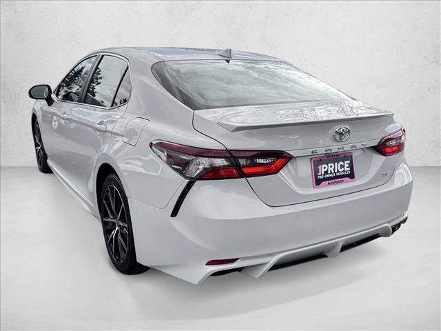 Used 2024 Toyota Camry SE FWD image 5