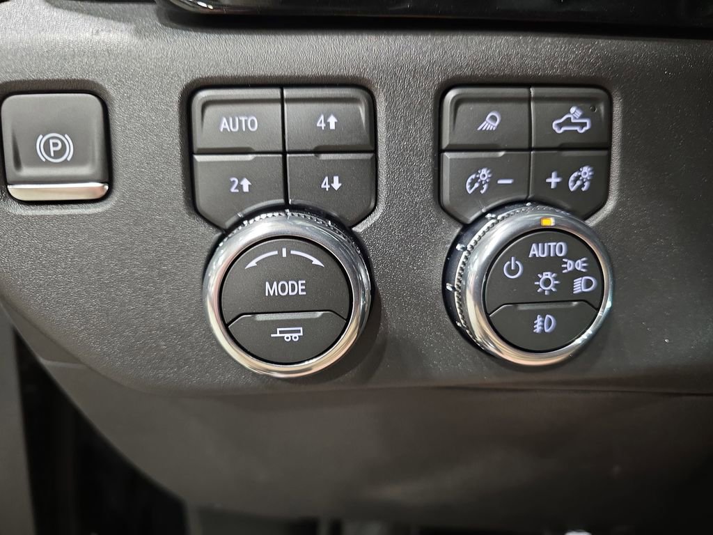 New 2026 GMC Sierra 1500 SLT w/ SLT Premium Plus Package image 26