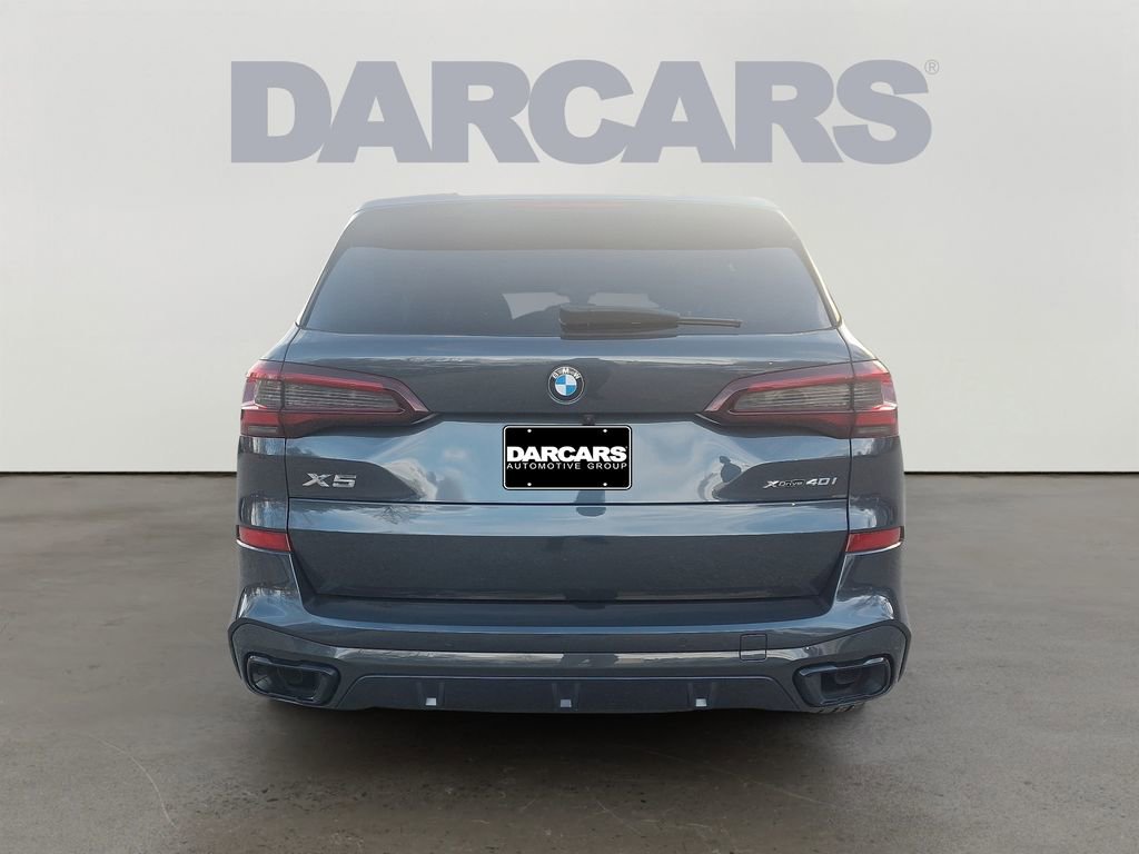 Certified 2022 BMW X5 xDrive40i w/ M Sport Package image 5