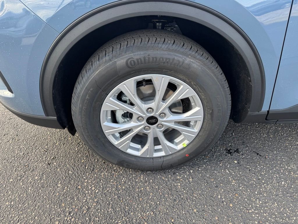 New 2026 Ford Escape Active w/ Cold Weather Package image 11