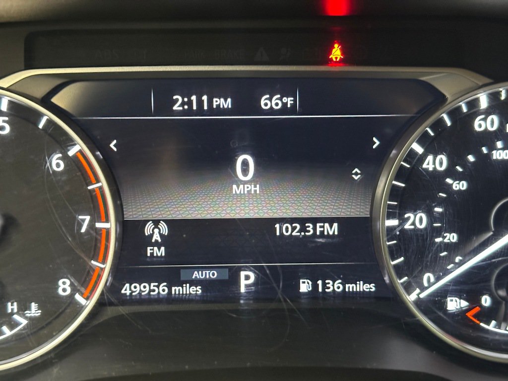 Used 2024 Nissan Rogue SV AWD/4WD image 3