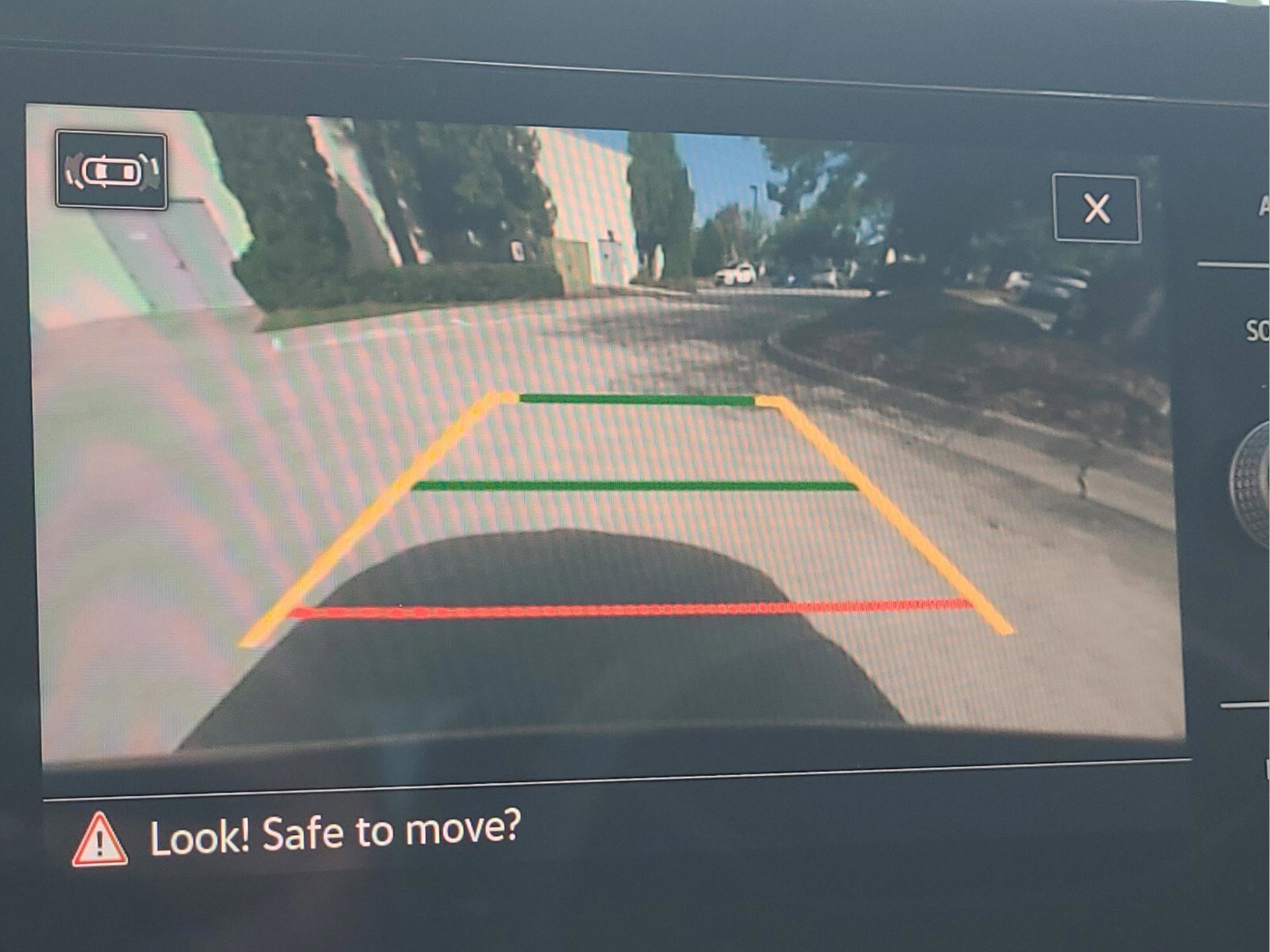 New 2025 Volkswagen Taos SE image 13