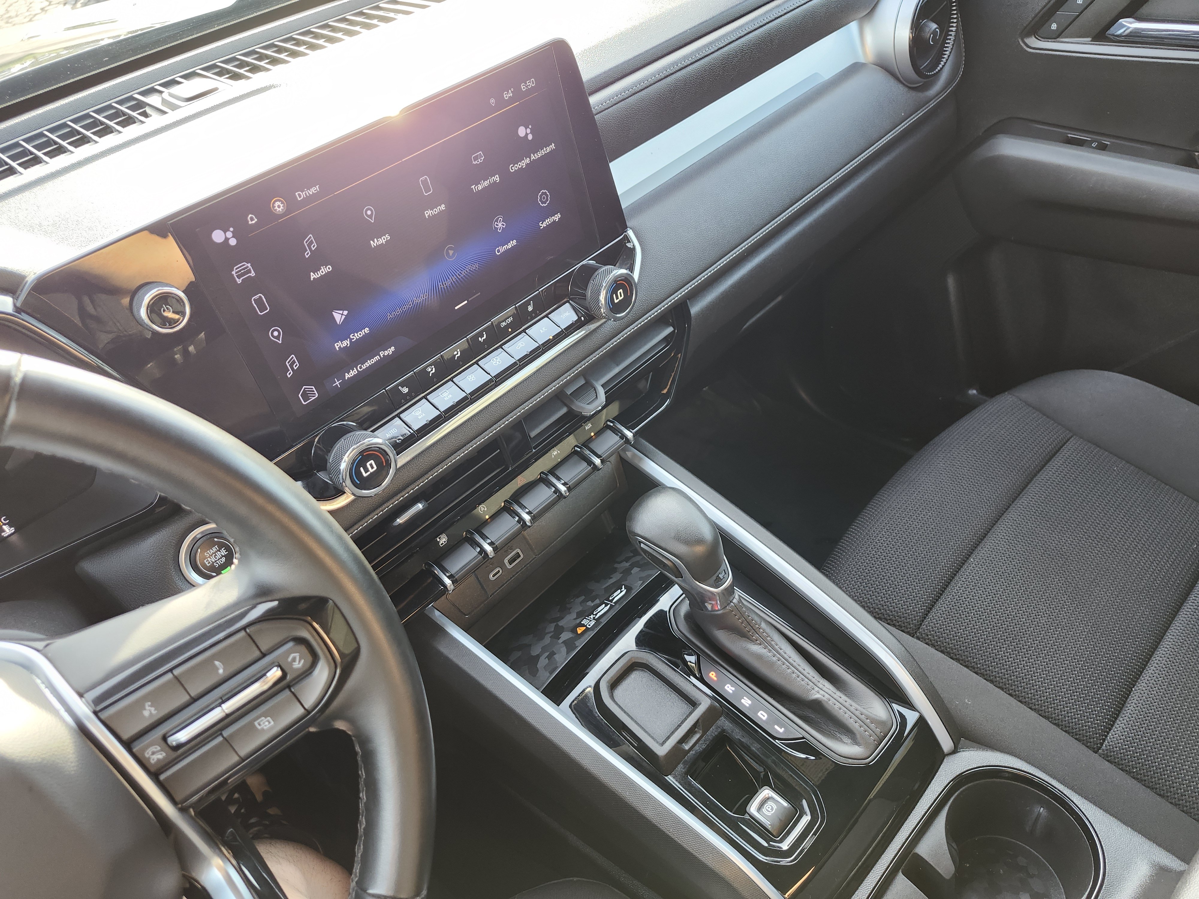 Used 2023 Chevrolet Colorado LT w/ LT Convenience Package II RWD image 29