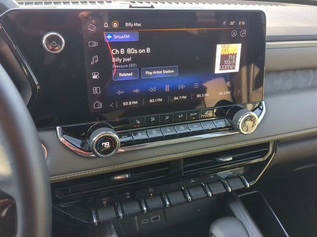 Used 2023 Chevrolet Colorado ZR2 image 11