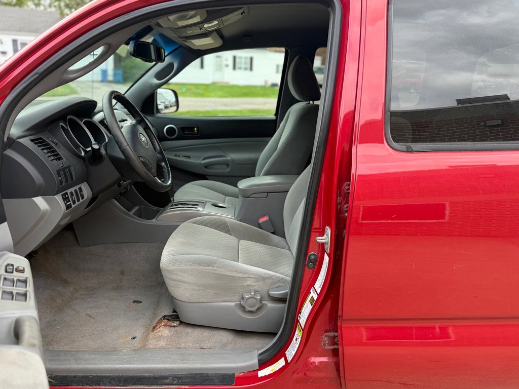 Used 2009 Toyota Tacoma PreRunner RWD image 10