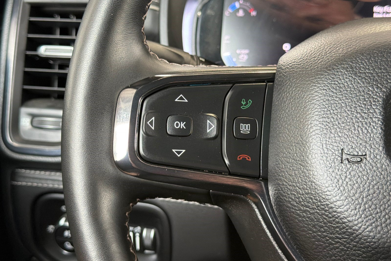 Used 2023 RAM 1500 Limited AWD/4WD image 29