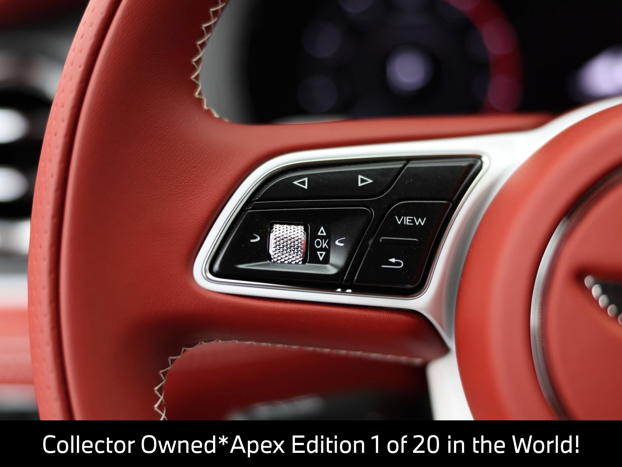 Used 2025 Bentley Bentayga AWD/4WD image 25