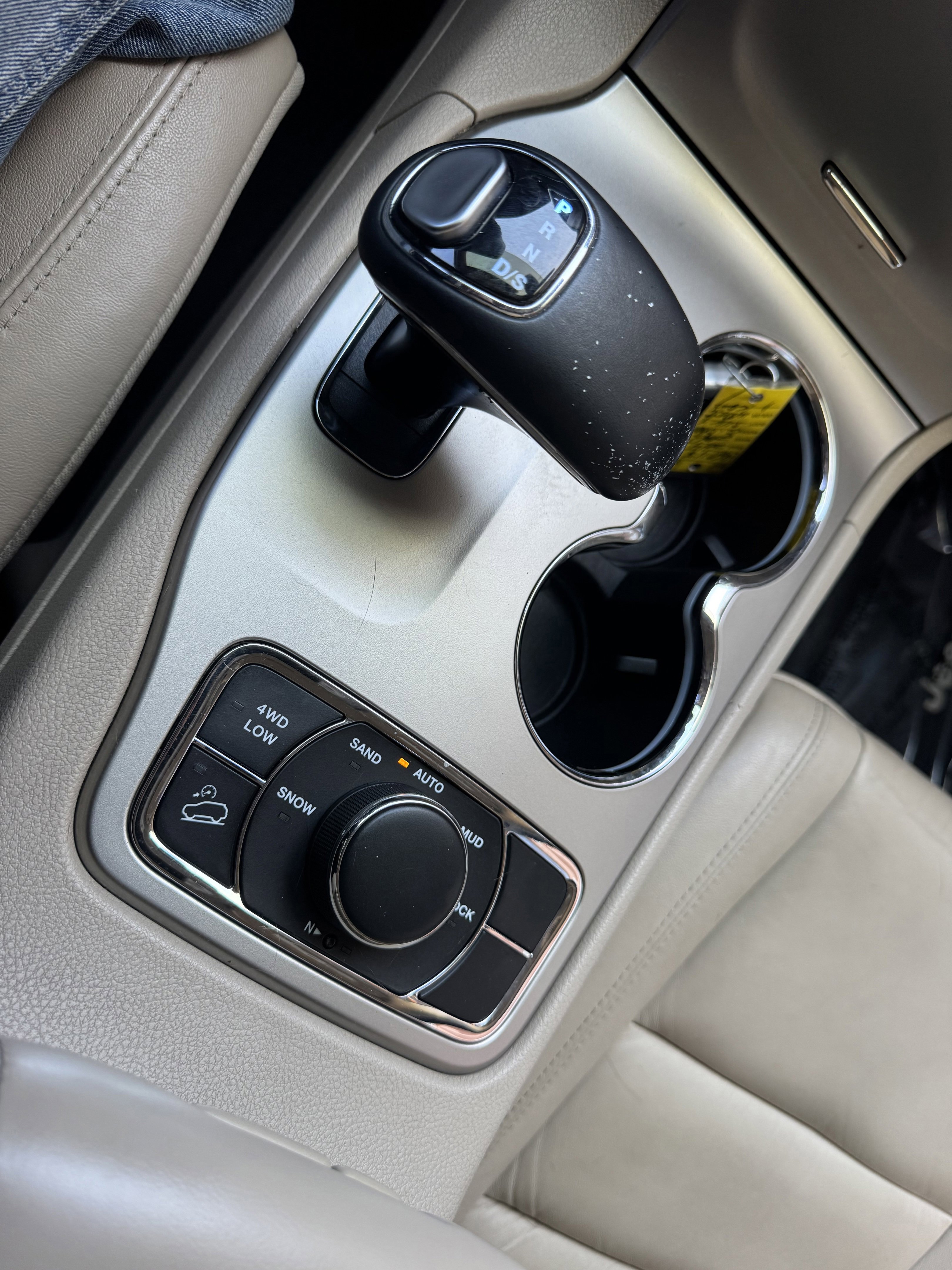 Used 2014 Jeep Grand Cherokee Limited image 22