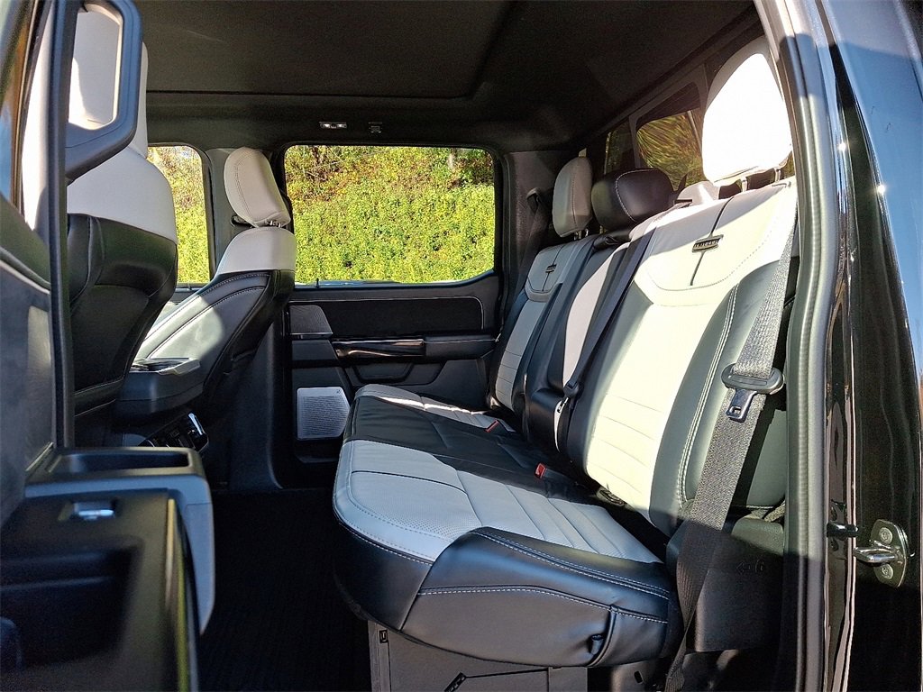 Used 2023 Ford F150 Lightning Platinum image 10