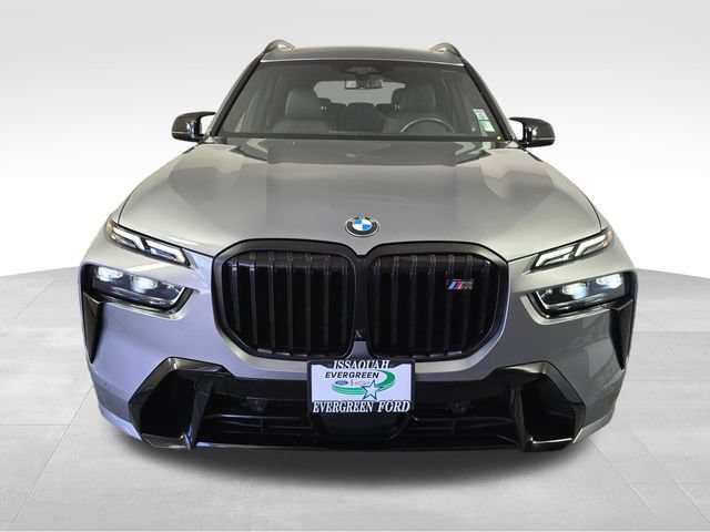 Used 2025 BMW X7 M60i AWD/4WD video 2