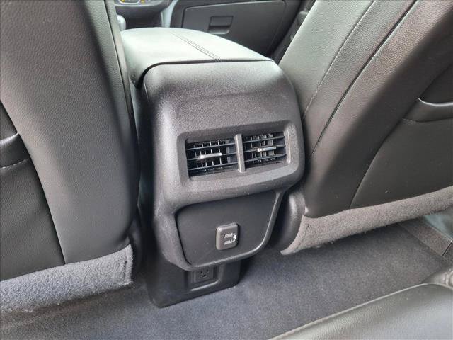 Used 2019 Chevrolet Equinox Premier FWD image 16