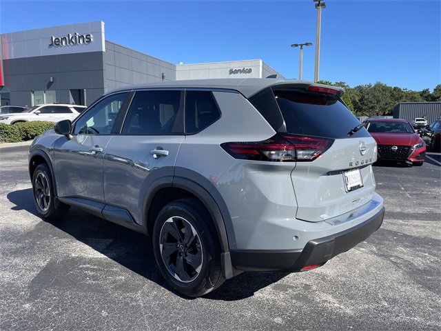 New 2026 Nissan Rogue SV image 7